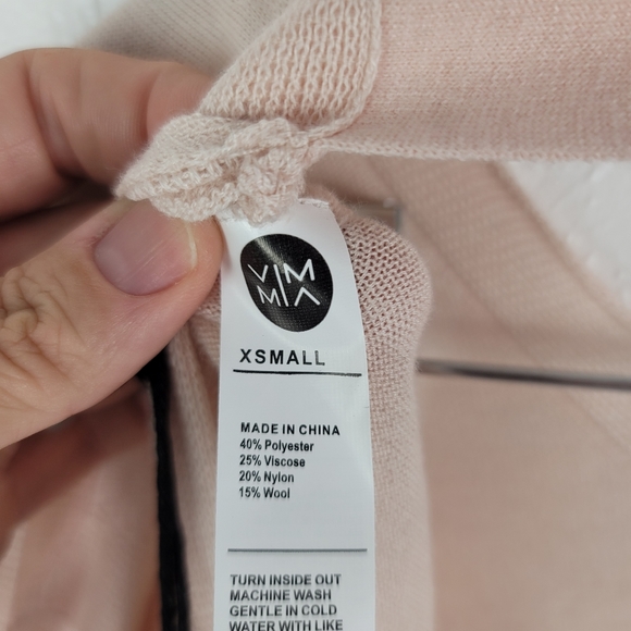 NWT VIMMIA Shavasana Reversable Luxe Performance Yoga Top SZ XS - Picture 13 of 16